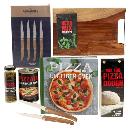 Pizza Heroes Pizza uit eigen oven